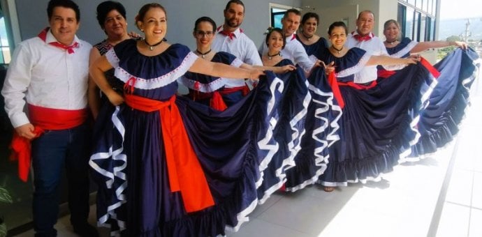 Acto cívico organizado por la Dirección de Desarrollo Curricular 