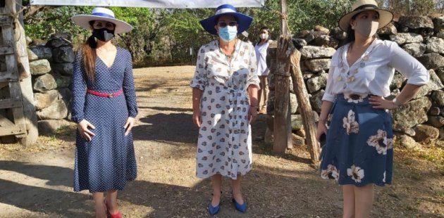 Imagen muestra a la Ministra y Viceministras de Educación en Santa Rosa