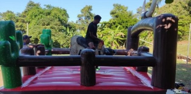 Festejan triunfos con fiesta de la alegría 