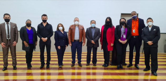 Personal docente del CINDEA de Coronado y Jerarcas del Mep