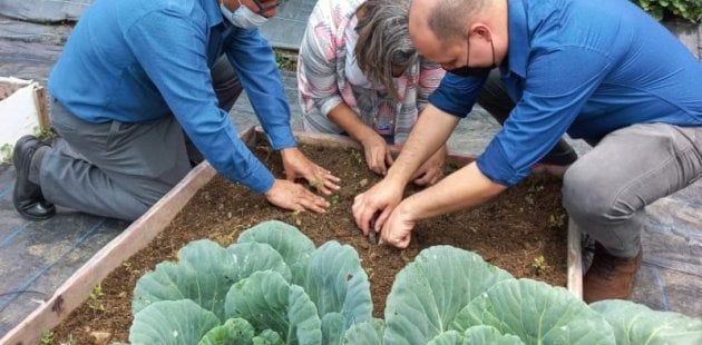 Escuela en Desamparados es considerada un paraíso ecológico