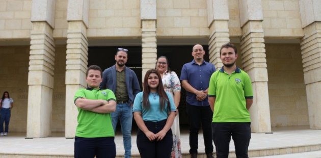 Estudiantes y Docentes ganadores del Concurso