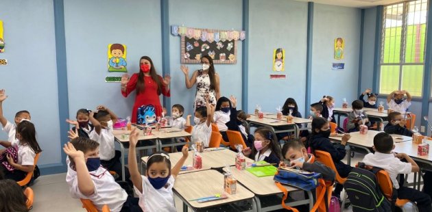 Estudiantes presentes y más fuertes