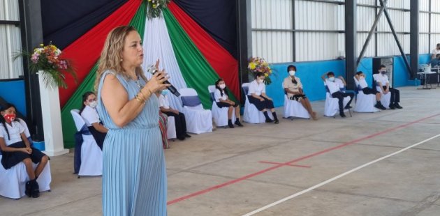 Viceministra Académica participa de la inauguración