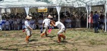 Estudiantes conmemoran la Batalla 