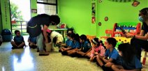 Clase con perros para trabajar emociones 