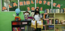 Primera estudiante en correr con Antorcha muestra sus cuentos y poesías 