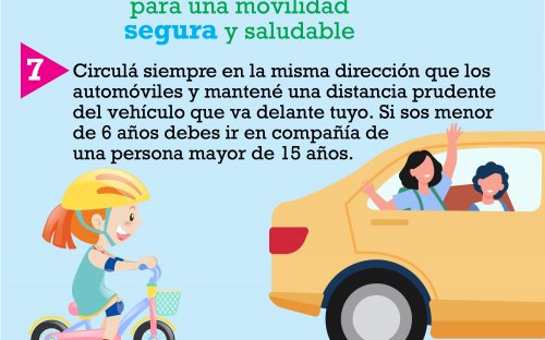Niña en bicicleta, vehículo con dos personas en misma dirección de la bicicleta